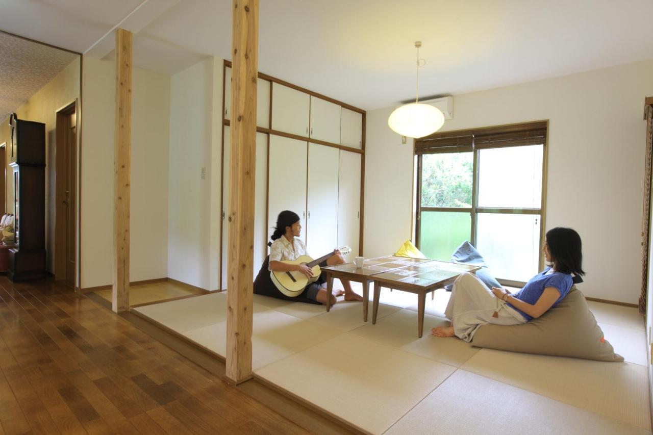 Yakushima Minsyuku Suginoko Bed & Breakfast Екстериор снимка
